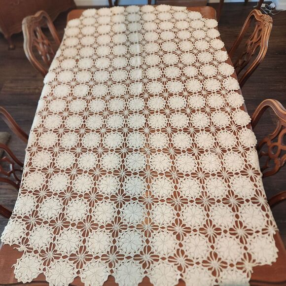 Unbranded Other - Crochet‎ Tablecloth 48in x 70in Rectangle Beige Star Rounds Vintage Overlay